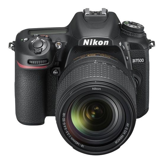 Galaxia dictador atlántico Cámara Nikon D7500 Kit Con Lente 18-140mm VR